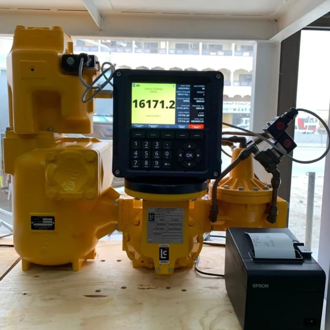 Liquid Control M-7 untuk bahan bakar olahan (refined fuels), dilengkapi dengan LCR.iQ®, Electronic Valve, optical air eliminator, dan saringan berkapasitas tinggi (high-capacity strainer).